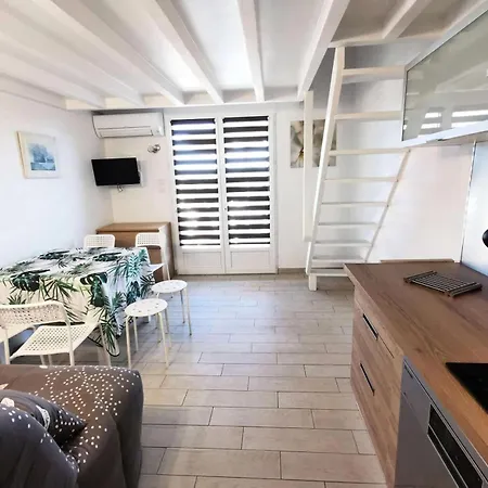 Grande Bleue - T1 Cab Mezz 6 Couchages Port Mae-5274 Villa *